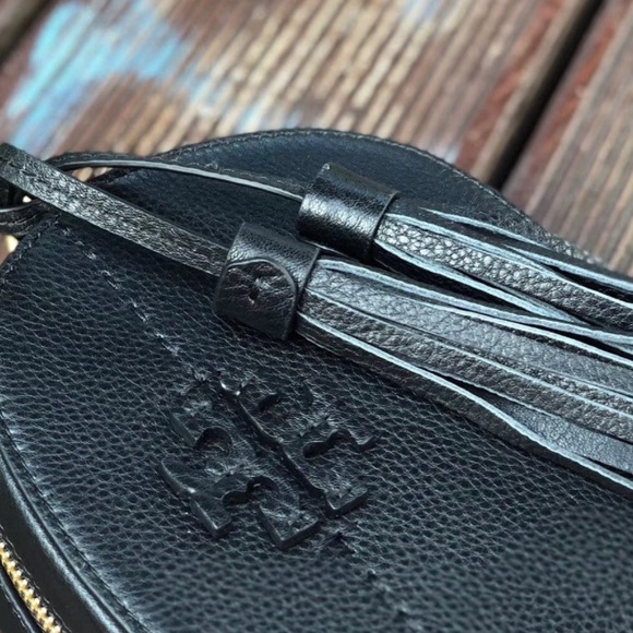 ⛔️SOLD⛔️Authentic Tory Burch Pebbled leather Crosb - Picture 4 of 7